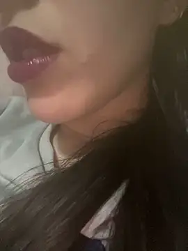 Mimisixo online show from May 7, 11:19 pm