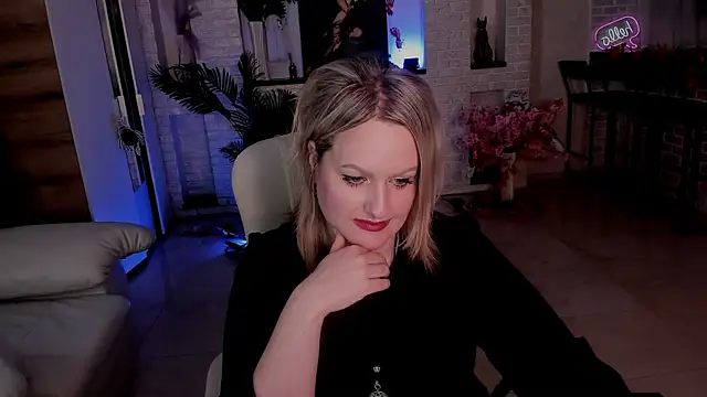 MariemLui online show from November 3, 1:48 pm