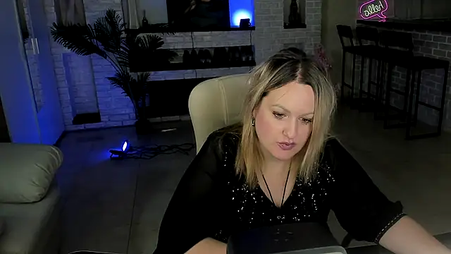 MariemLui online show from October 20, 11:24 am