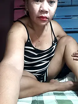 sexybitch 02 online show from April 29, 7:30 pm