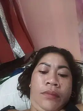 sexybitch 02 online show from May 24, 2:16 pm