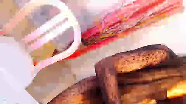 Snapshot of seductive_nikki chatting on October 16, 5:43 am seductive nikki online show from October 16, 5:43 am
