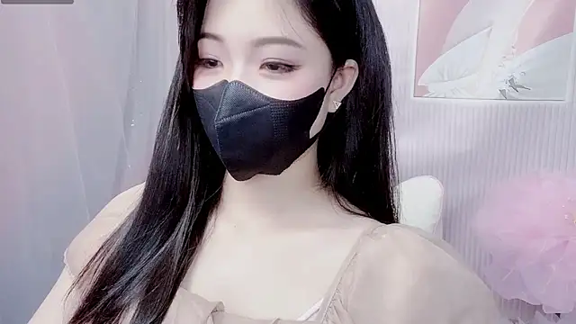 kemybaby online show from April 6, 7:04 pm