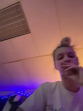 sugarrgirl online show from December 18, 6:18 am