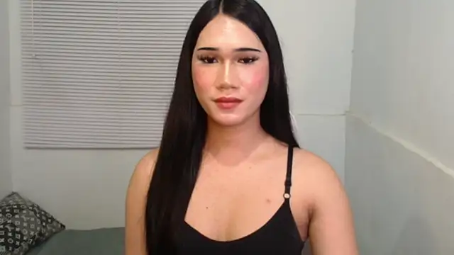 Leighs Celine online show from February 25, 7:45 pm