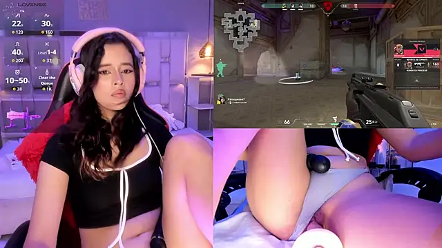 EvelynLips  online show from October 3, 4:39 am