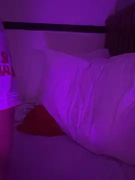 boyhigh1997 online show from September 28, 5:25 am