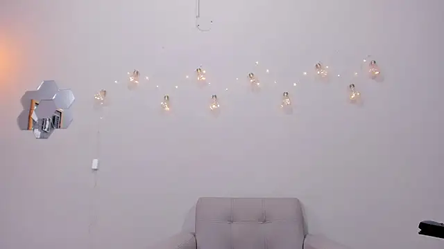 alianim online show from March 4, 7:53 pm