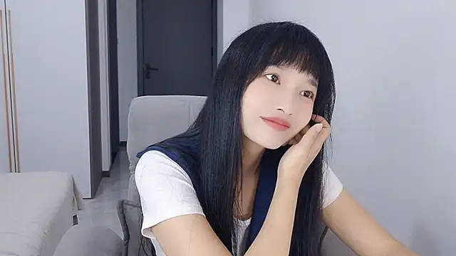 Lisa-3333 online show from October 15, 2:30 pm