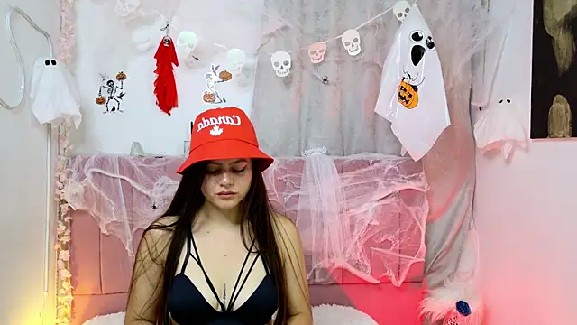 sukilove18 online show from October 14, 11:07 pm