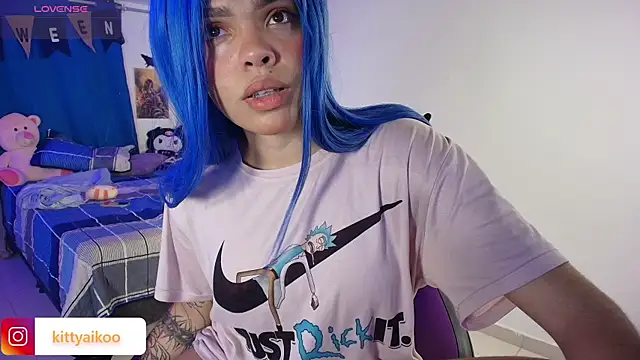 kitty aikooo online show from November 14, 3:28 am