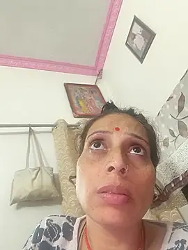 ISHANI-SINGH online show from December 20, 4:44 pm