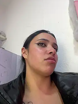 Dhapn Lennox online show from March 10, 2:59 am