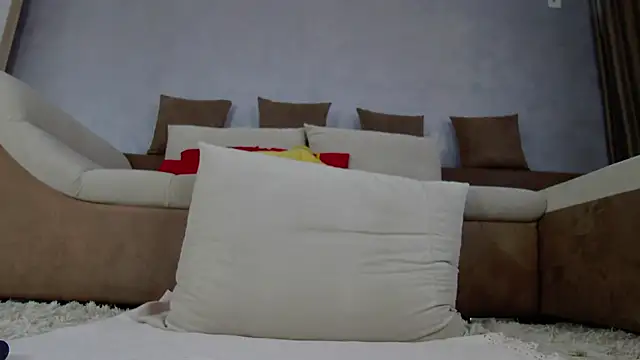 Enna-Kymm online show from March 25, 6:49 am