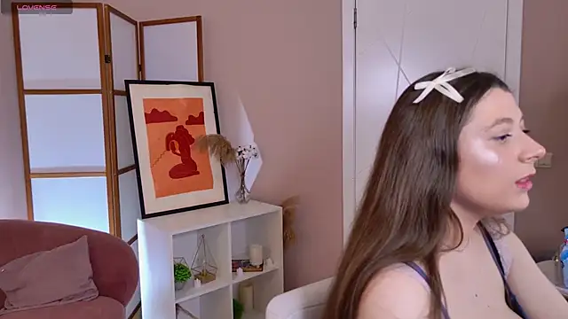 Queen Michelle  online show from November 26, 9:16 pm