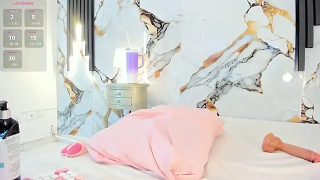 larakrouf online show from November 12, 8:18 pm