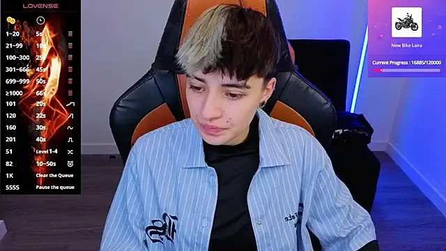 imlaiaaa online show from October 7, 12:04 am