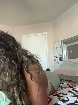 Chicagobabe online show from April 9, 1:19 am