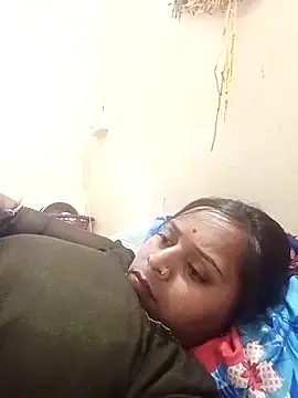 Hot crety online show from March 5, 8:43 am