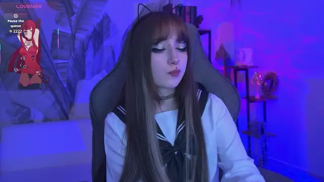 LiliLuna online show from March 13, 3:57 pm