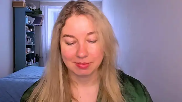 NancySanders online show from May 28, 5:16 am