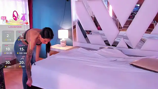 mia kinky1 online show from October 27, 6:13 pm