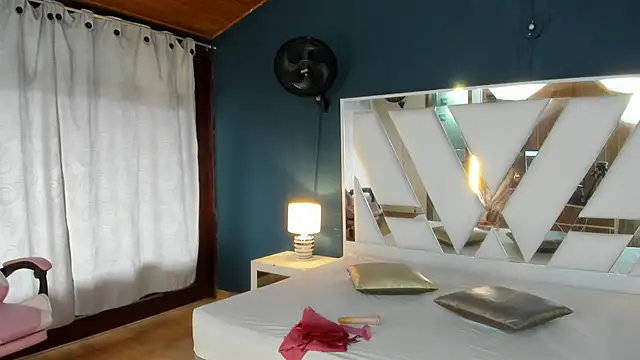 mia kinky1 online show from September 23, 11:41 am