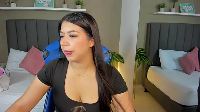 anagil  online show from May 12, 1:29 pm