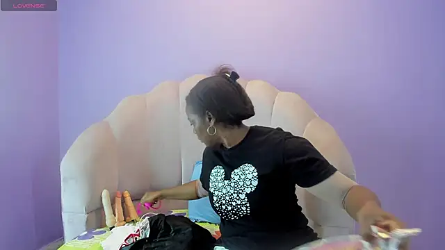 camilasandoval1 online show from September 26, 3:59 am
