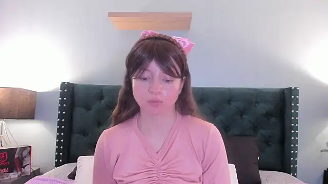 VioletaNova online show from May 11, 4:04 pm