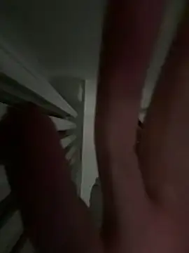 valedrams online show from February 25, 7:29 am
