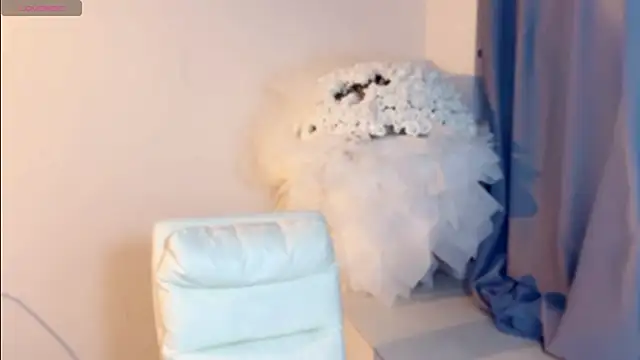 Tina-a online show from December 17, 10:52 am