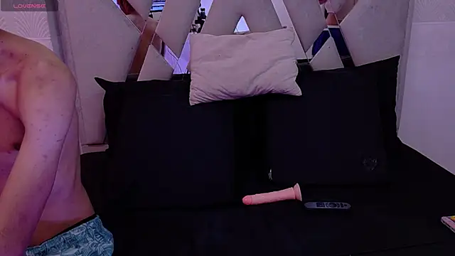 Sexualvolcano0 online show from June 16, 2:40 pm