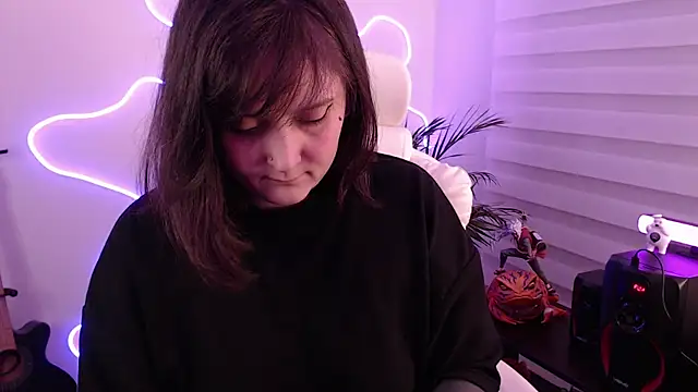 FallenAngel- online show from September 18, 4:11 am