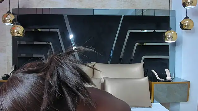 YallianaBrooks online show from March 17, 12:31 pm