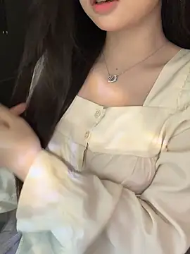 Nana kute20 online show from May 14, 7:14 am