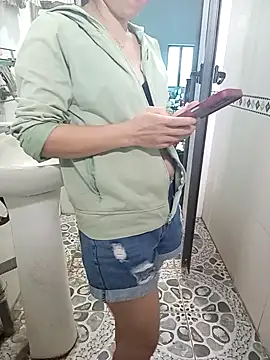 Sweet-Berry89 online show from October 23, 5:57 am