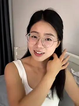Snapshot of Ella-A9 chatting on September 26, 4:26 pm Ella-A9 online show from September 26, 4:26 pm