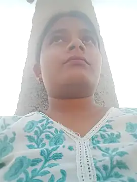 Hot siiii online show from November 7, 10:10 am