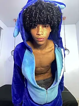 Violet Dream2 online show from April 7, 8:05 am