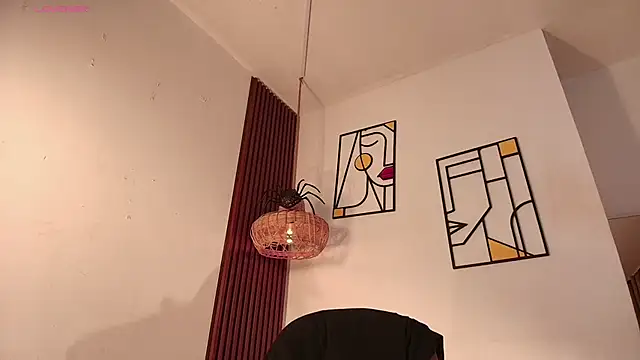 Aliceblaker  online show from October 4, 5:24 am