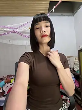 andymi1 online show from May 14, 1:28 pm