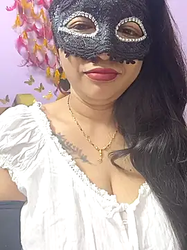 Queen Nightt online show from October 13, 3:53 am