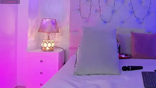 Pamelamiler   online show from January 6, 5:38 pm