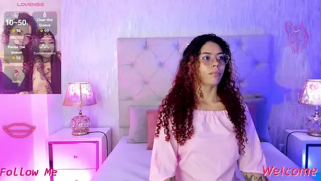 Pamelamiler   online show from April 6, 12:50 pm