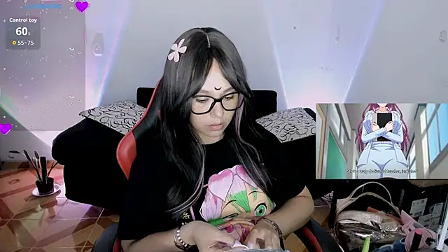 lila kitty81 online show from May 7, 11:08 pm