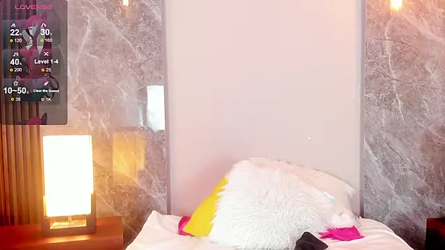 Emma hunter  online show from November 14, 4:01 am