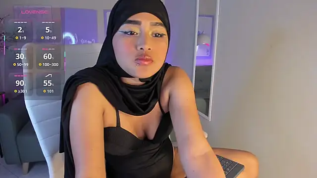 kayla hasab online show from November 11, 1:12 am