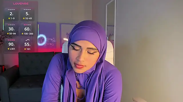 kayla hasab online show from November 12, 1:47 am