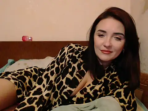 Veronica-Luxs online show from October 13, 9:56 am